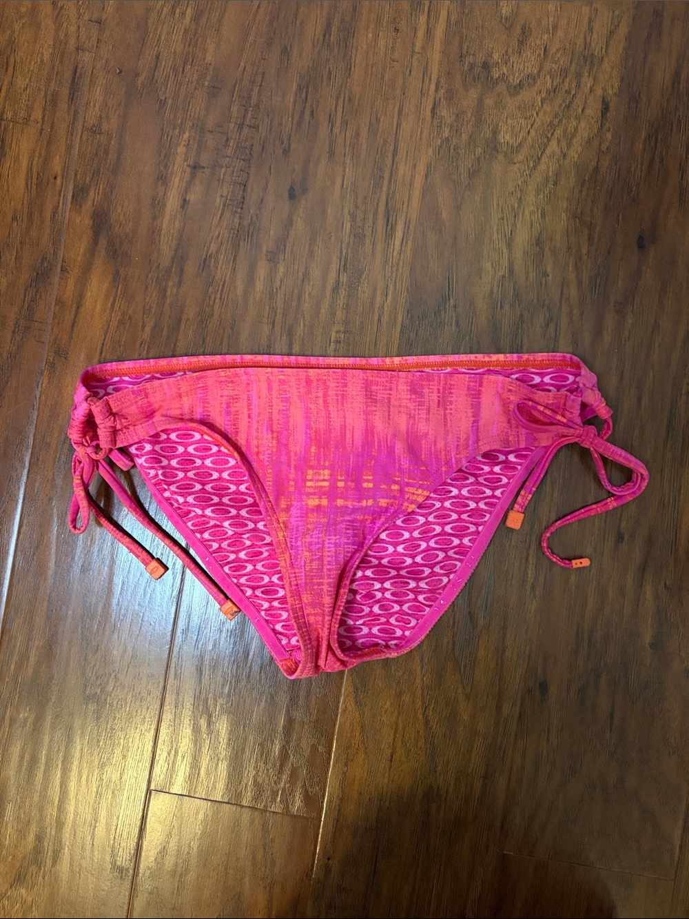 Oakley Hot Pink & Coral Women's Bikini Bottoms S/M